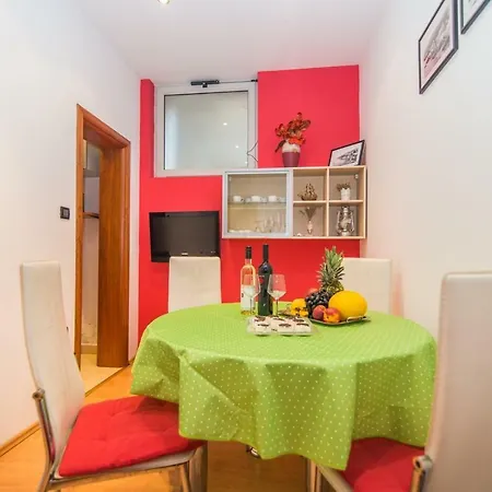 Apartment Runko In Emilia Opatija