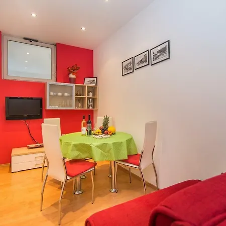 Apartment Runko In Emilia Opatija
