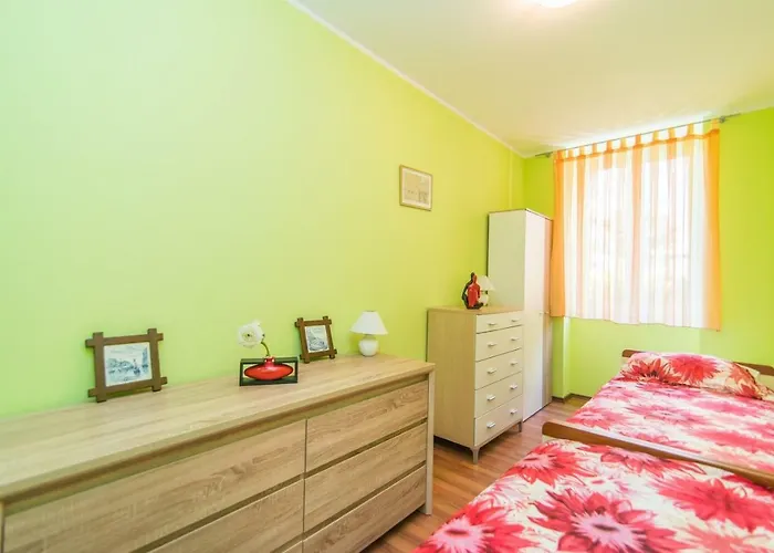 Runko In Emilia Opatija