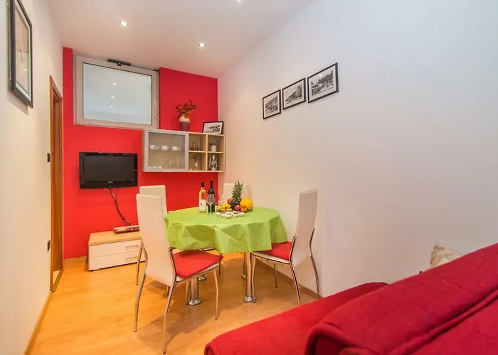 Apartment Runko In Emilia Opatija